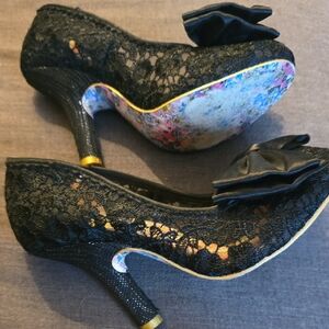 Elegant Black Lace Heels with Bow